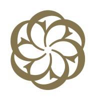 مستشفى رويال حياة Logo