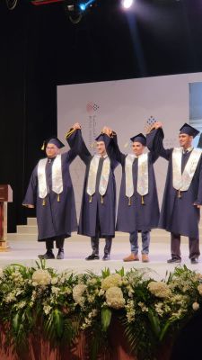 مدرسة رويال الامريكية