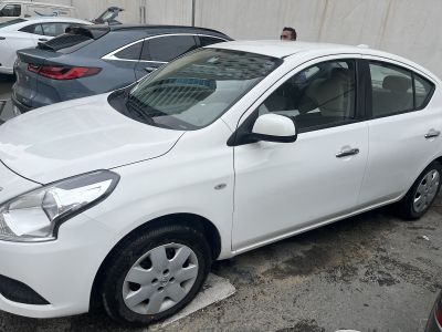 كويك ليز لتأجير السيارات